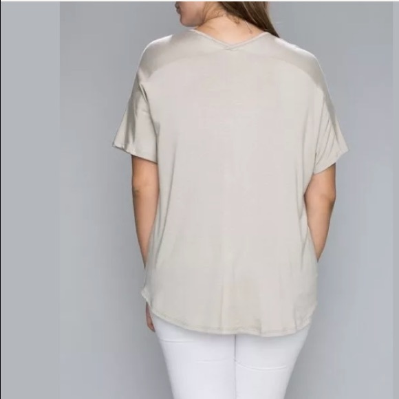 SOLD OUT - Picture 3 of 4